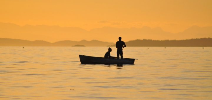 Wie eine Nixe am Wasser kann die Fischfrau Männer verzaubern sodass sie in ihre Seele hinabtauchen möchten um ihr Geheimnis zu lüften